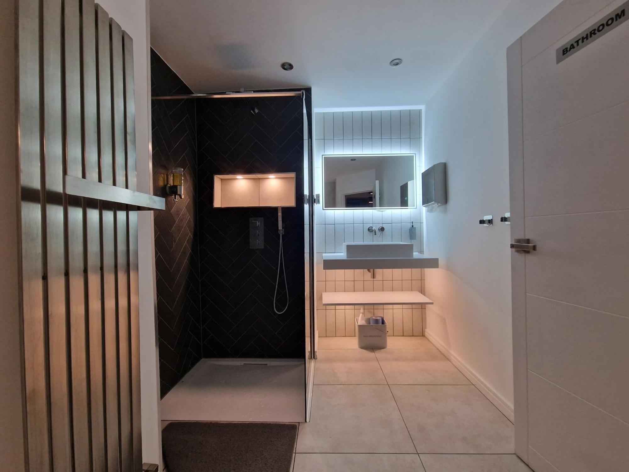 Beautiful Rooms In Лондон Экстерьер фото